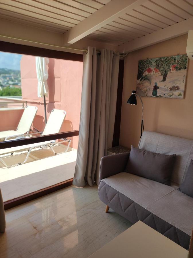 Retro 51 Apartment Ретимно Екстериор снимка